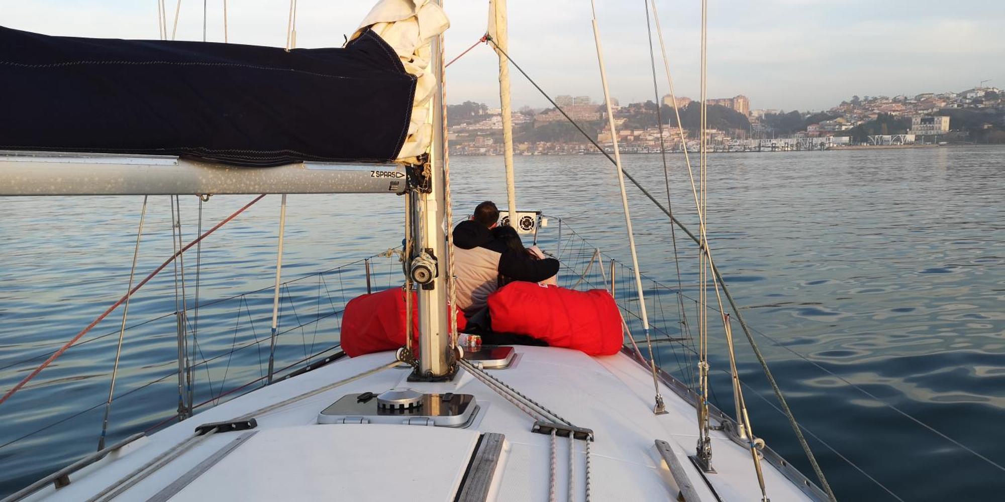 Отель Sailing 360 Night On Board Experience Вила-Нова-ди-Гая Номер фото